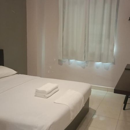 Ck Hotel Lumut Exterior foto